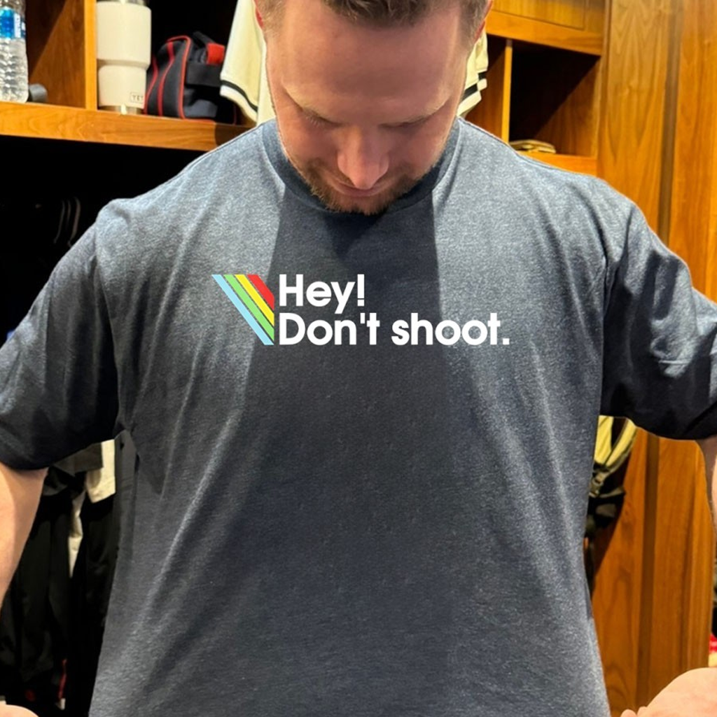 Hey Don't Shoot Arc Raiders T-Shirt Unique Birthday Gift For Husband