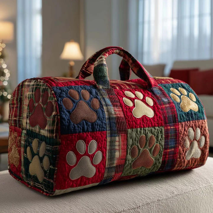 Holiday Plaid Paw Print Quilted Duffle Bag Christmas Pet Travel Bag Best Gift For Dog Owners