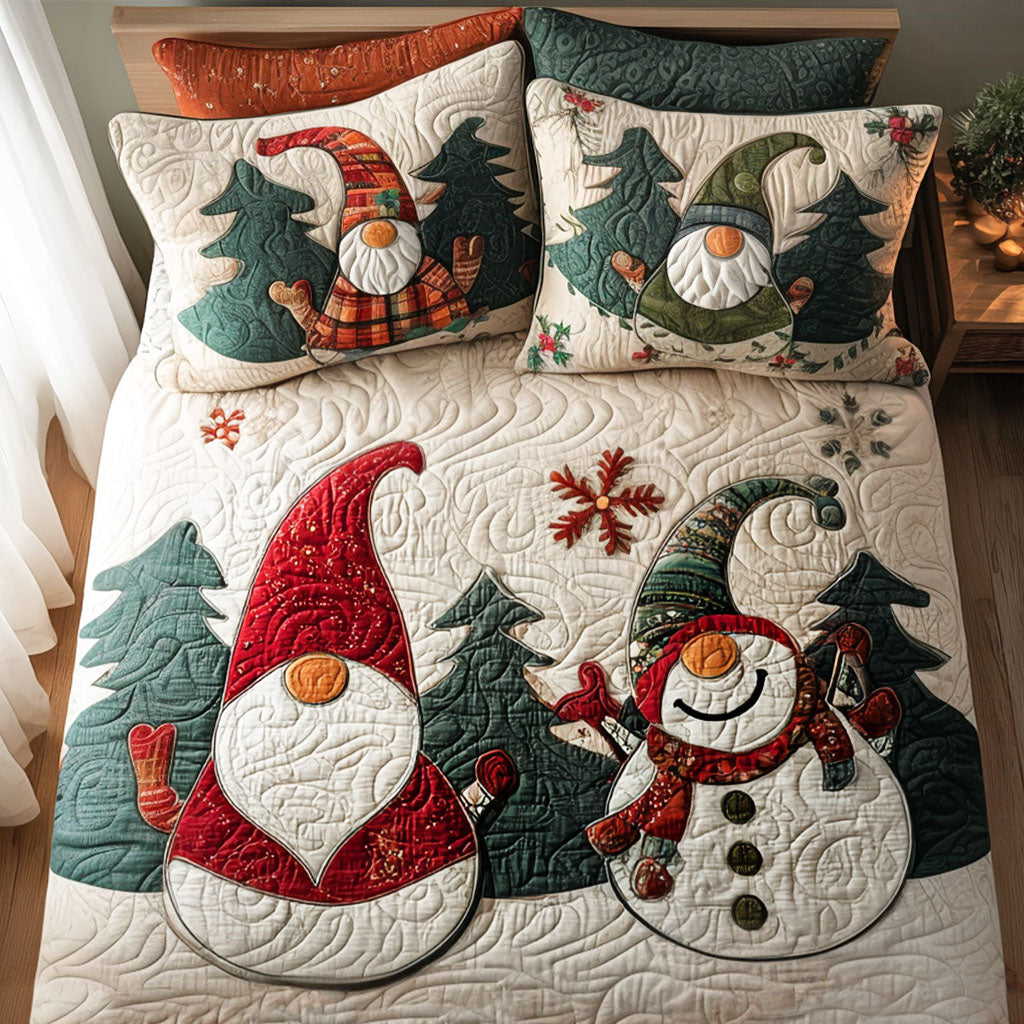 Holly Sparkle Quilted Bedding Set Premium Comforter Set for Restful Nights