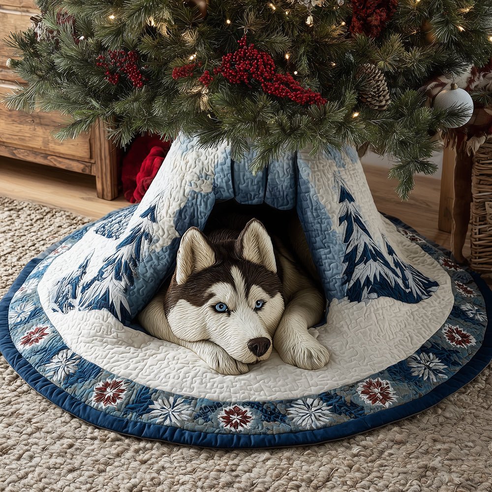 Husky in the Snowfall Christmas Quilted Tree Skirt Winter Holiday Decor Siberian Husky Gifts