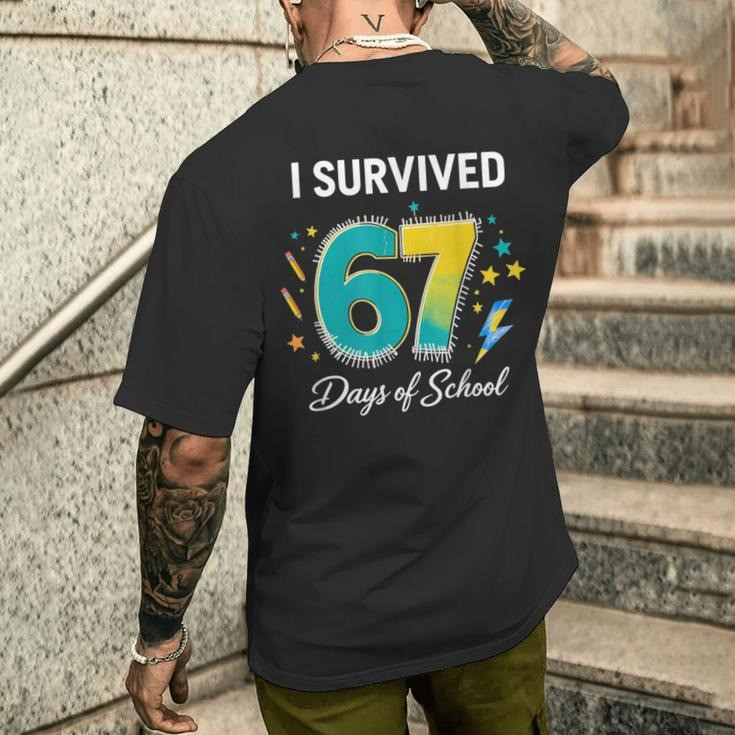 I Survived 67 Days Of School Men's T-Shirt 67 Meme Trendy Student Shirt Gift Ideas
