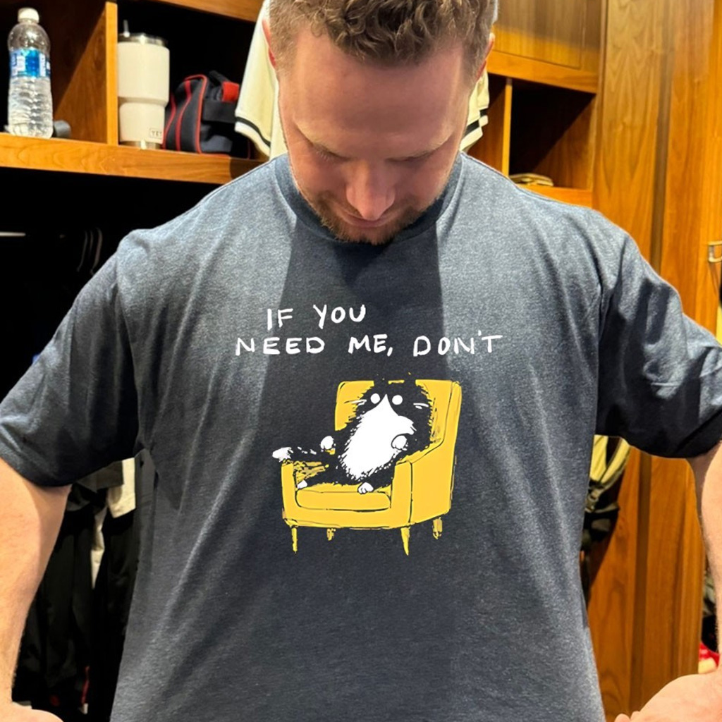 If You Need Me Don't Black Cat T-Shirt Funny Quotes Shirt Gifts For Cat Lovers