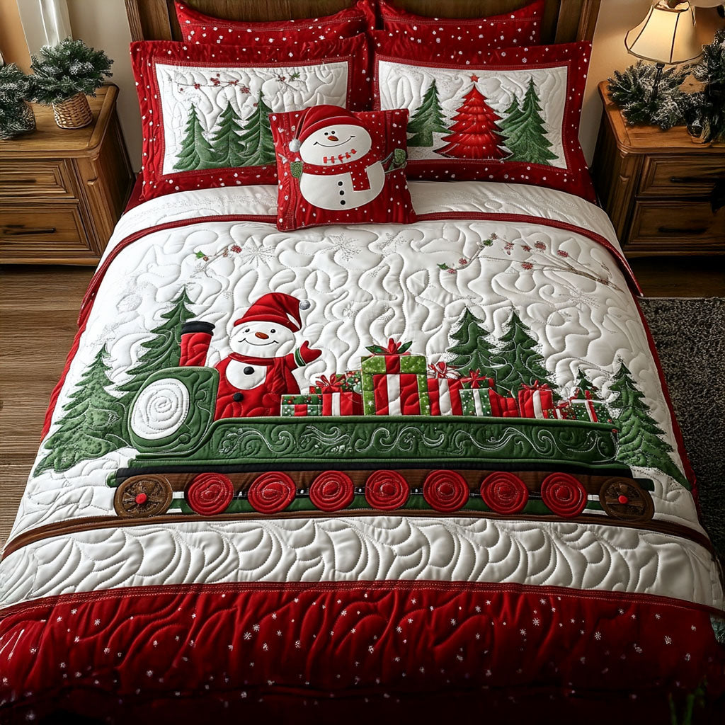 Jolly Holiday Train Quilted Bedding Set Holiday Season Duvet Cover Set Cool Gifts For Christmas Holiday