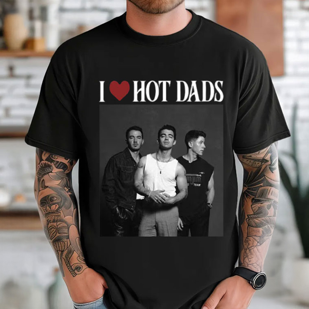 Jonas Brothers I Love Hot Dads 20th Anniversary Tour 2025 Shirt Fan Merch Him Gifts