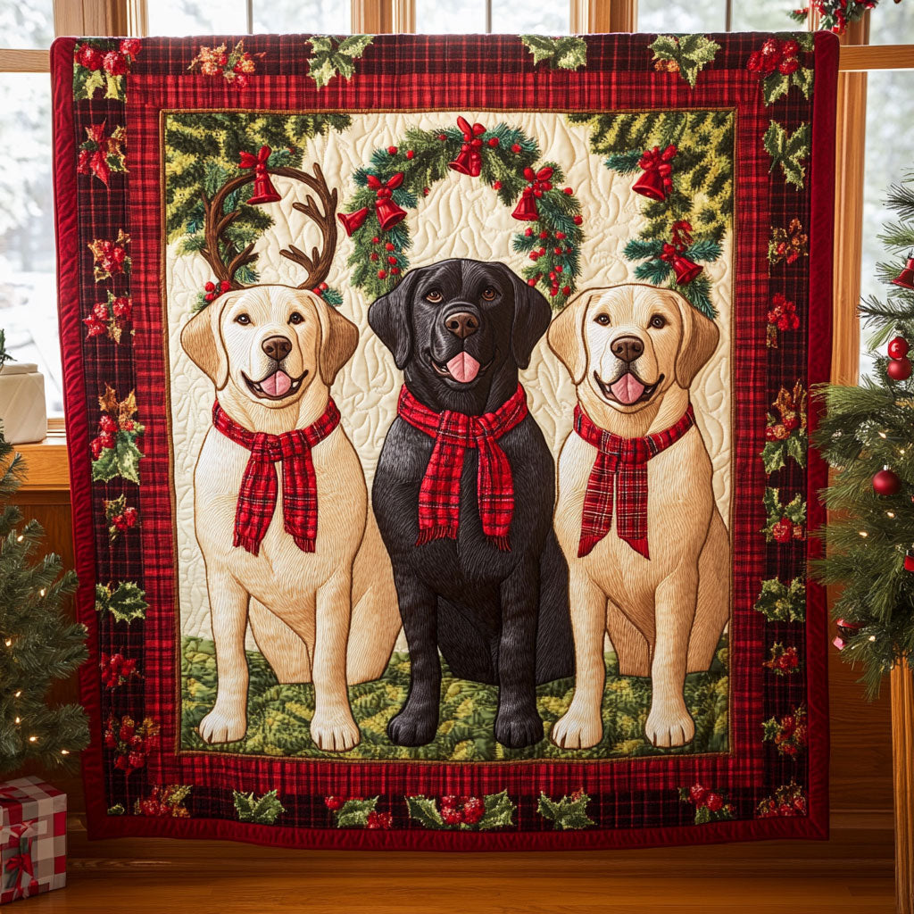 Labrador In Plaid Quilt Luxury Quilt Blanket with Decorative Stitching