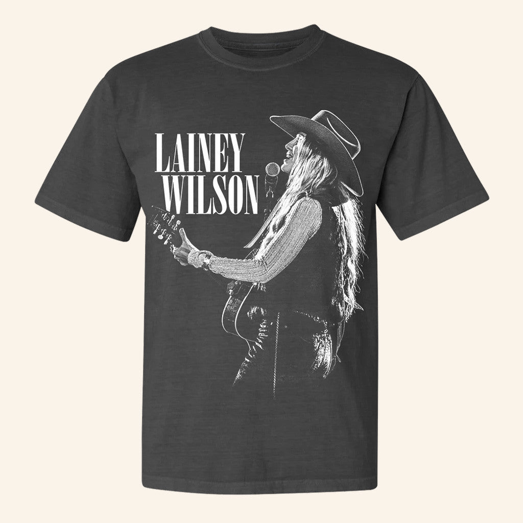 Lainey Wilson Merch Tour 2025 Spotlight Photo T-Shirt Fans Gifts Lainey Wilson Merch Tour 2025 Spotlight Photo T-Shirt Fans Gifts