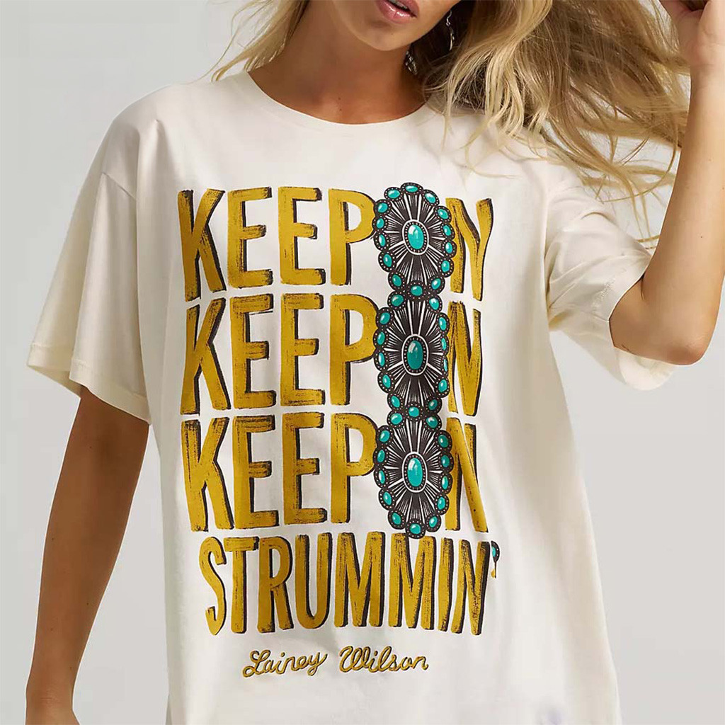 Lainey Wilson X Wrangler Keep On Strummin T-Shirt Lainey Wilson Merch Gifts For Girlfriend