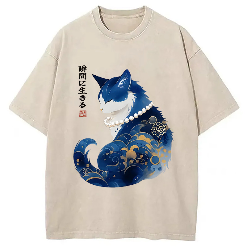 Living the Present Washed T-Shirt Soft Comfortable Daily T Shirt Gifts For Besties