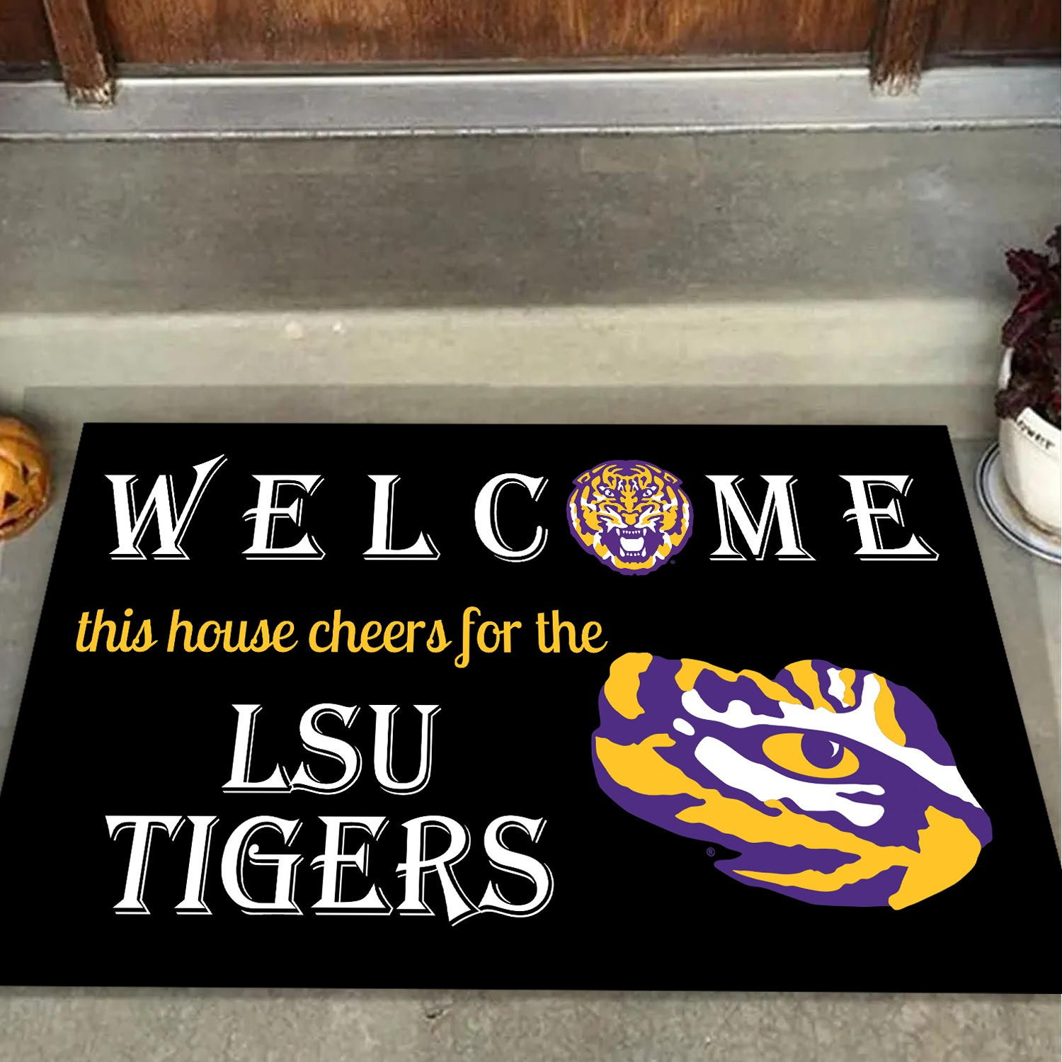 LSU Tigers Welcome Doormat This House Cheers For Tigers Best Gift For LSU Fans