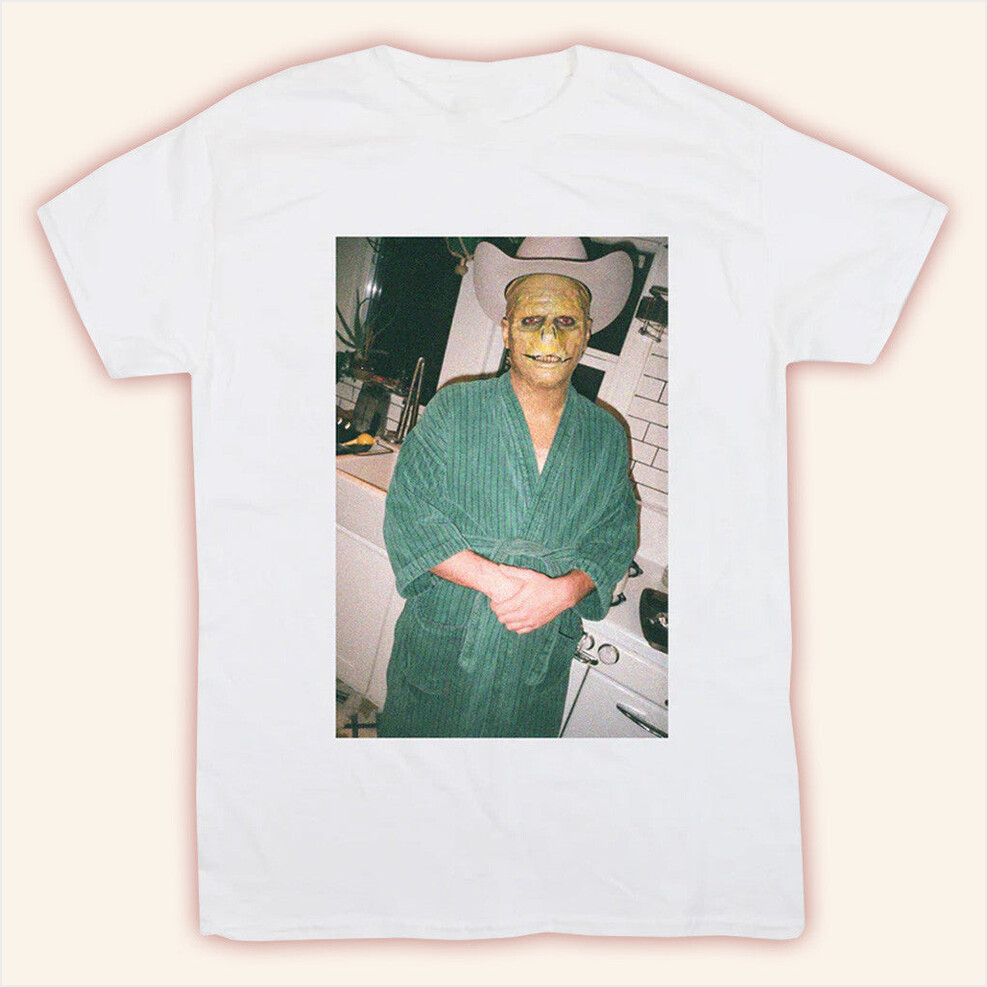Mac Demarco Merch Lizard Man Robe White T-Shirt Gifts For Dad Birthday Gifts For Besties - Image 2
