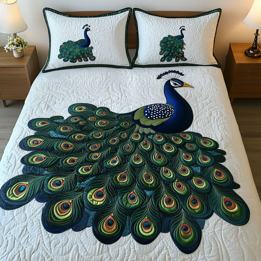 Majestic Tail Display Quilted Bedding Set Christmas Bedroom Decor Peacock Gifts Stuff