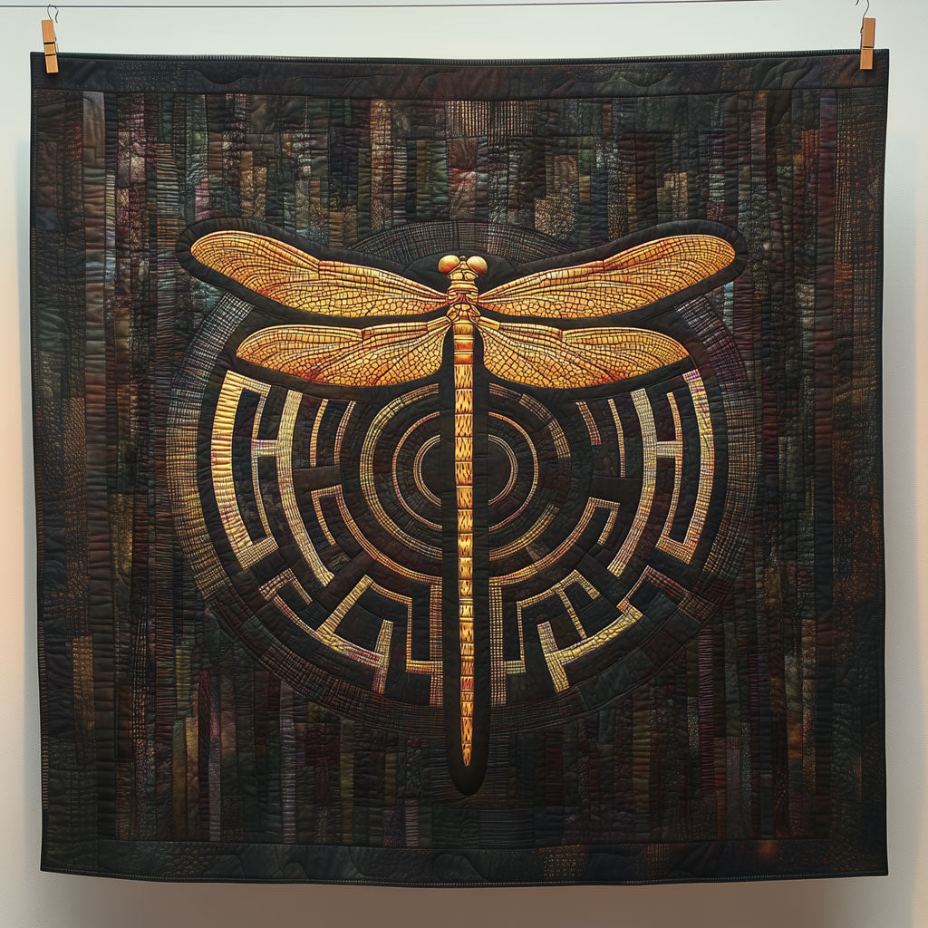 Maze Dragonfly Quilt Comfortable Microfiber Quilt Blanket for Everyday Use
