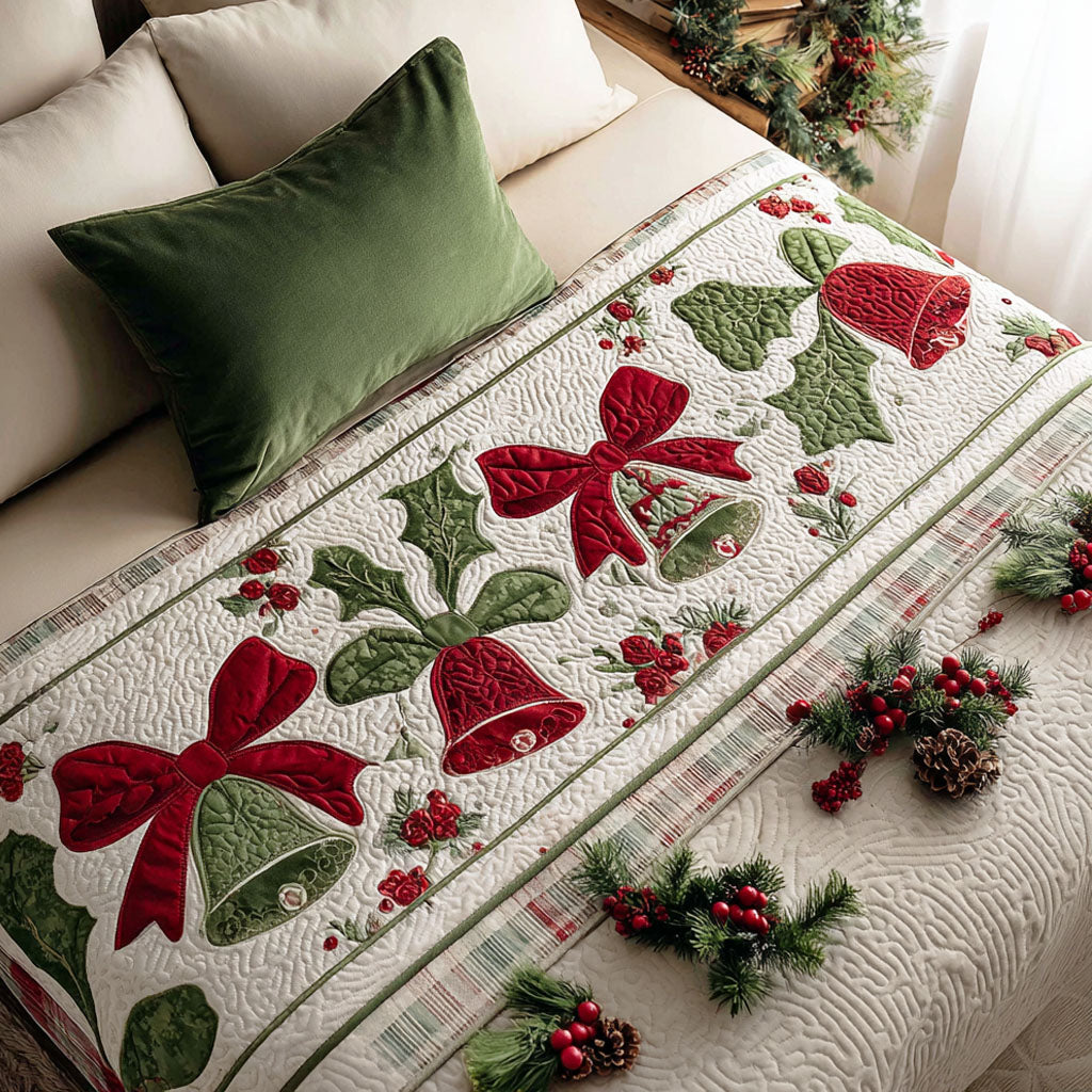 Merry Echo Quilted Bed Runner Holiday Bedroom Ideas Xmas Gift Ideas