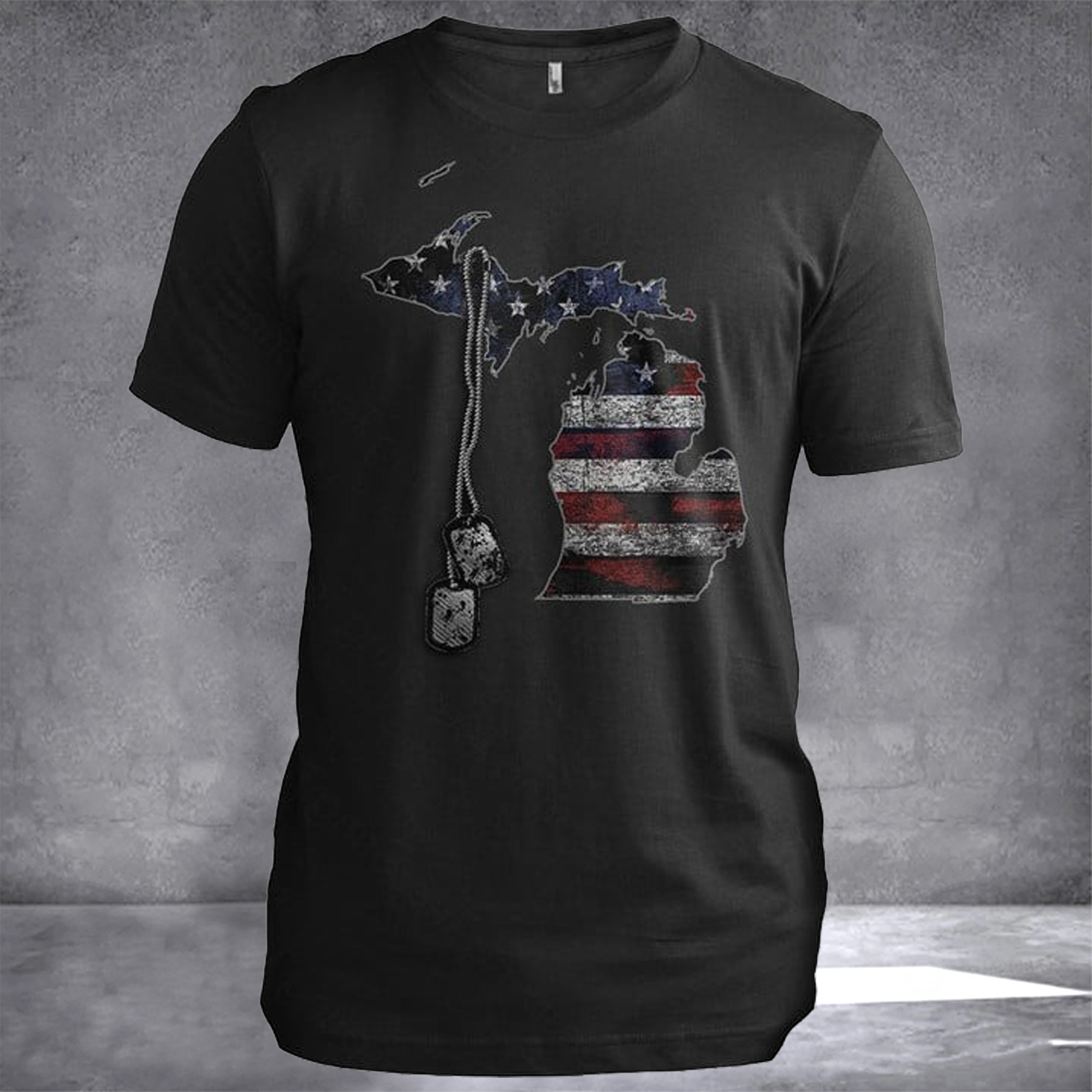 Michigan Veteran Dog Tags Michigan T-Shirt For Men's Patriotic Tee Shirts Gifts For Veterans