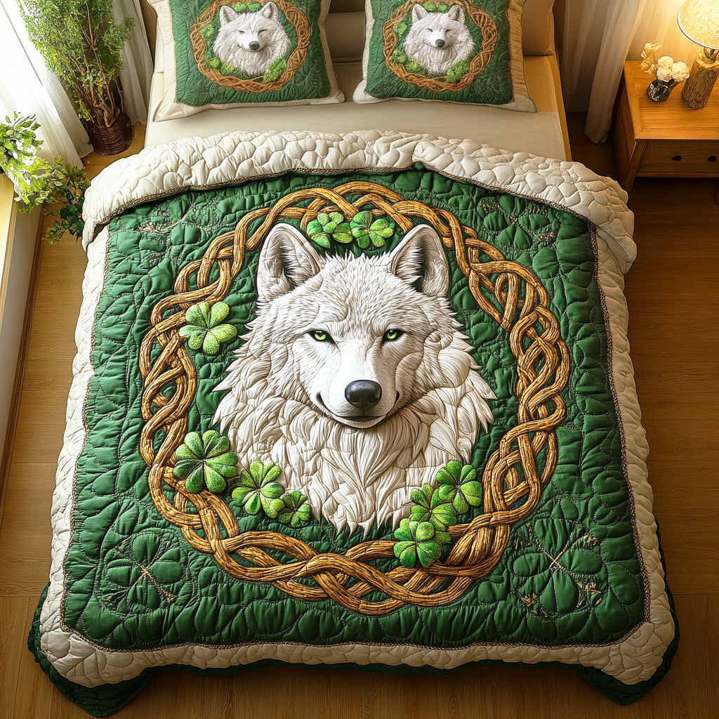 Midnight Howl Circle Quilted Bedding Set Meaningful Home Gift for Special Occasions