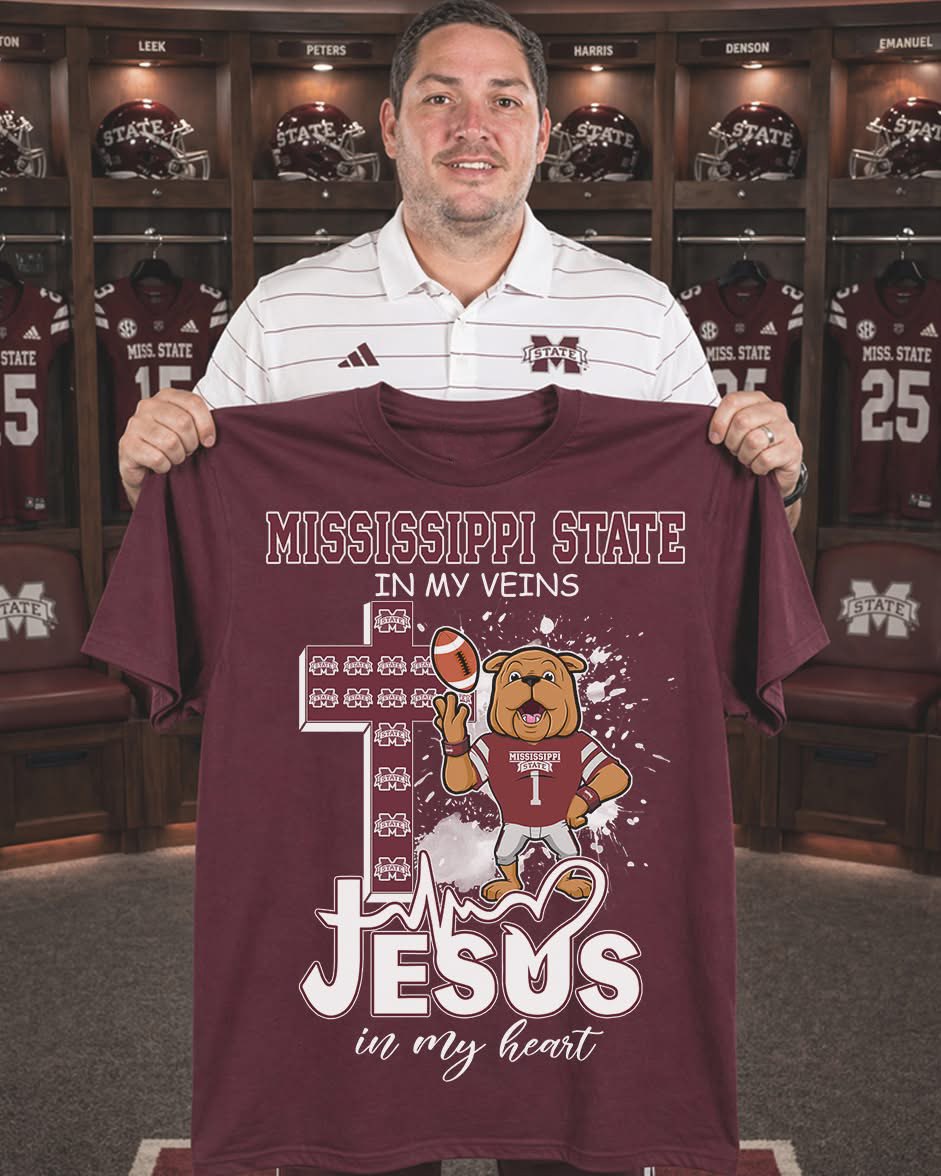 Mississippi State Jesus Dog T-Shirt In My Veins Clothes Gift For Sports Lover