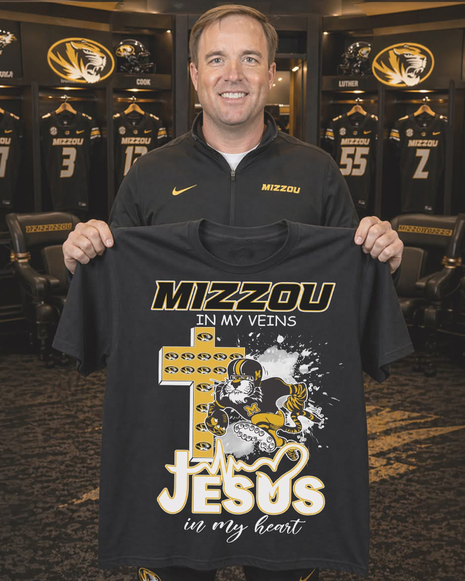 Mizzou Jesus In My Heart T-Shirt Tiger Football Player Cross Shirt Gift For Game Day