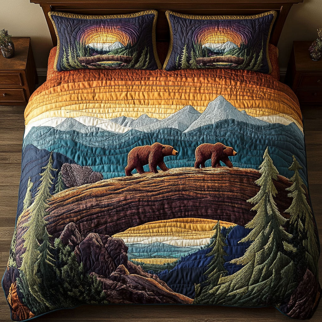 Mountain Walkers Quilted Bedding Set Bed Room Decoration Cute Bear Themed Gifts