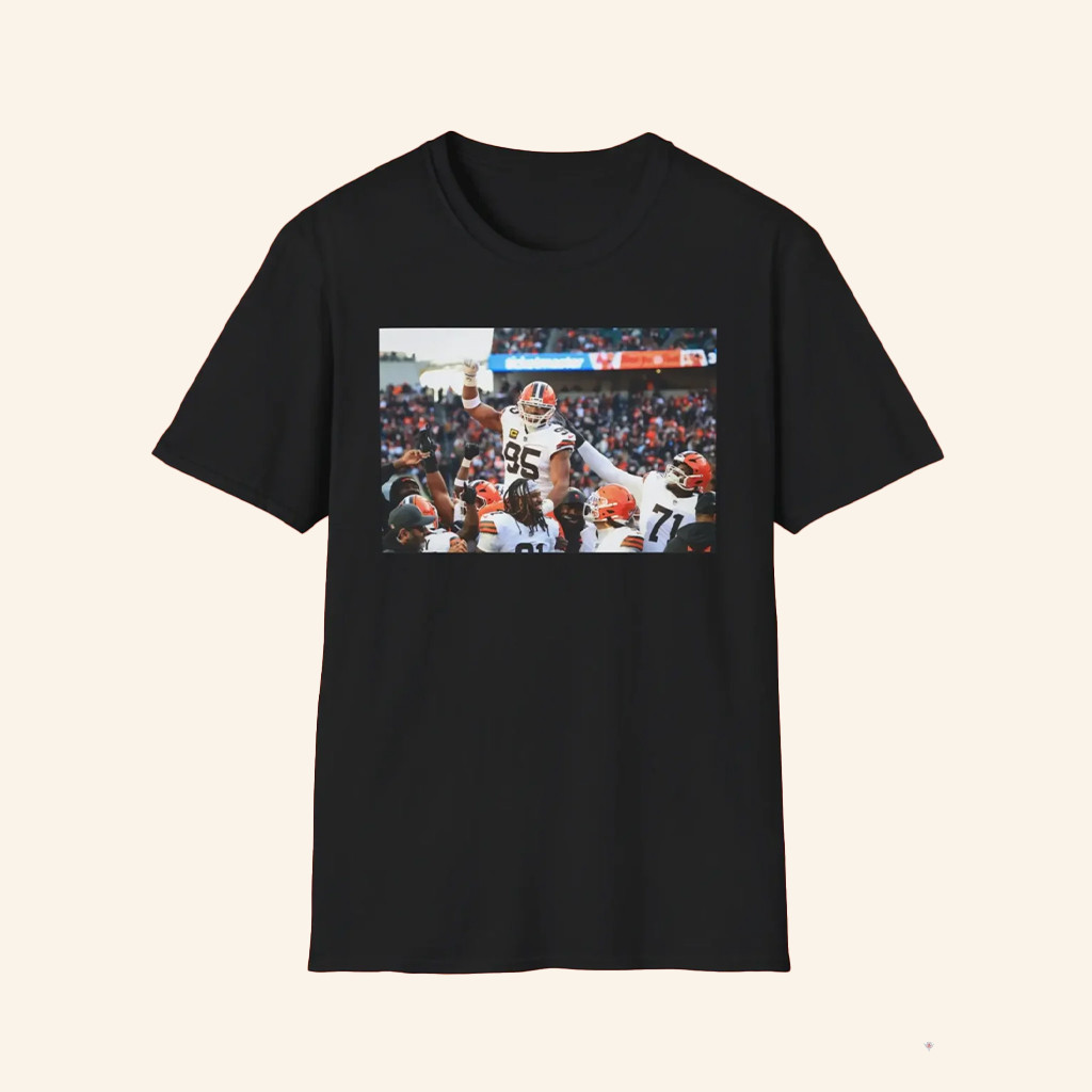 Myles Garrett Sacks Record Celebration Shirt Cleveland Football Merch Gifts For Fans