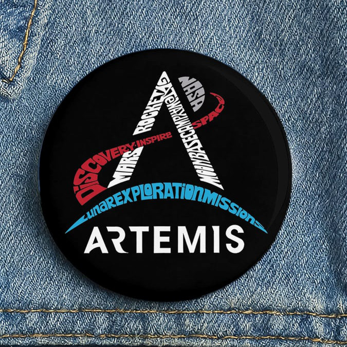 NASA Artemis 2 Mission Button Pin Lunar Exploration Round Pin Gift For Galaxy Dreamer