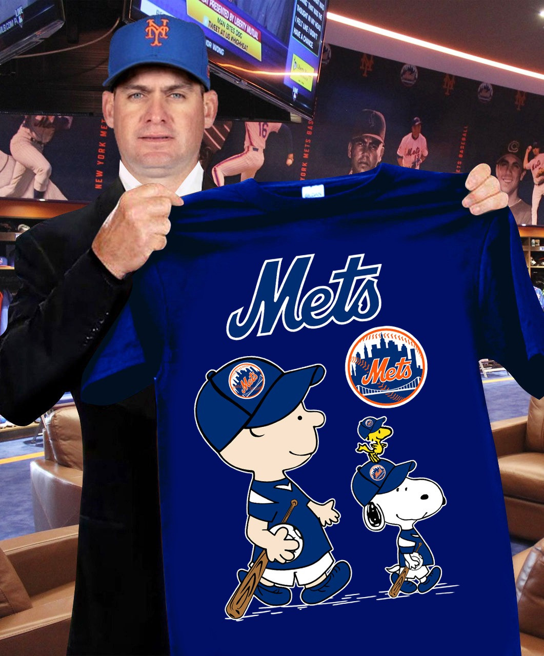 New York Mets x Peanuts Snoopy Charlie Brown T-Shirt Cute Gifts For Baseball Mets Fans