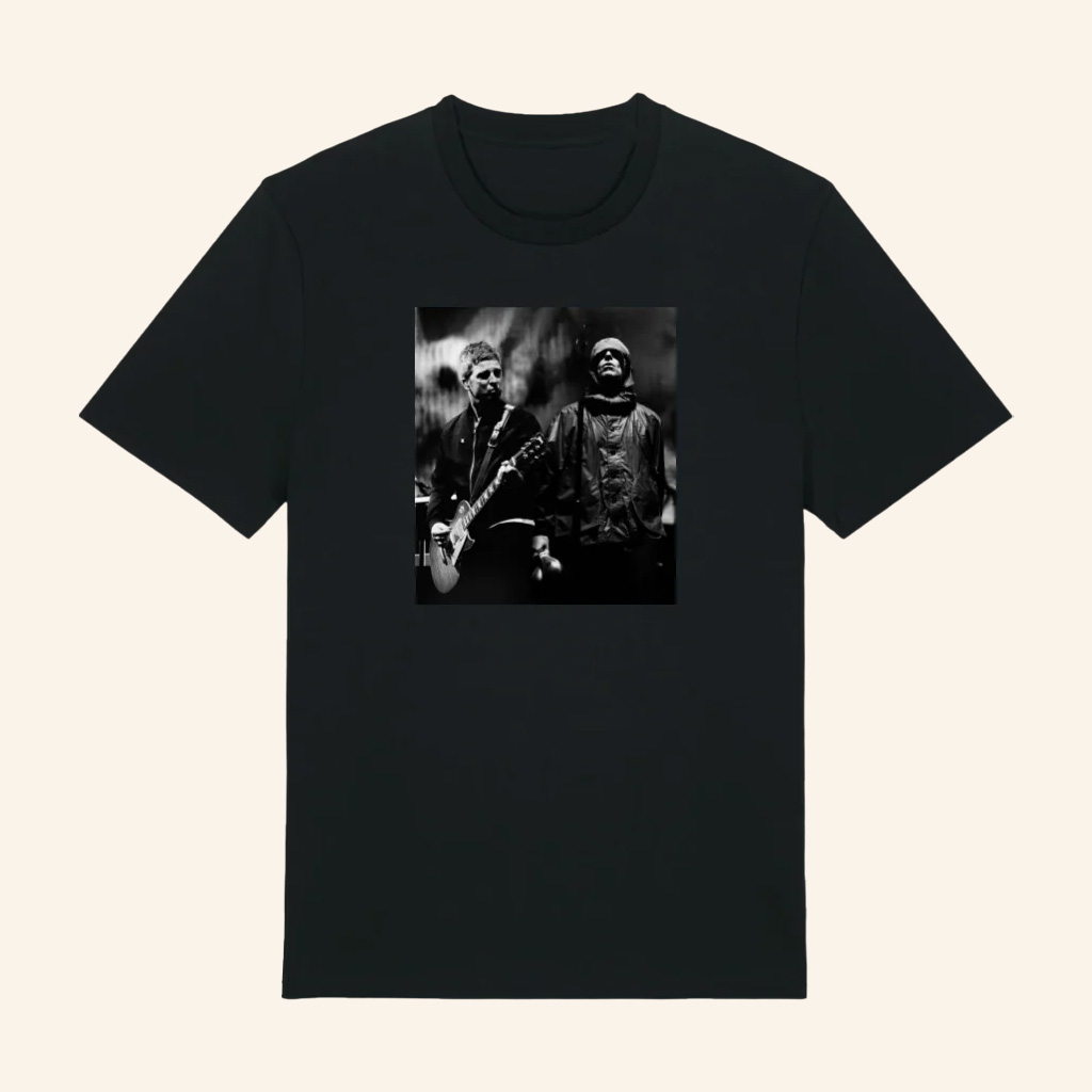 Oasis Merch Live Photo Black T-Shirt Gifts For A Rock Music Lover