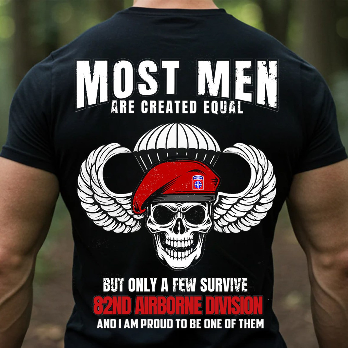 Paratrooper Skull 82nd Airborne Division T-Shirt Most Men US Army Military Veteran Gift Shirt