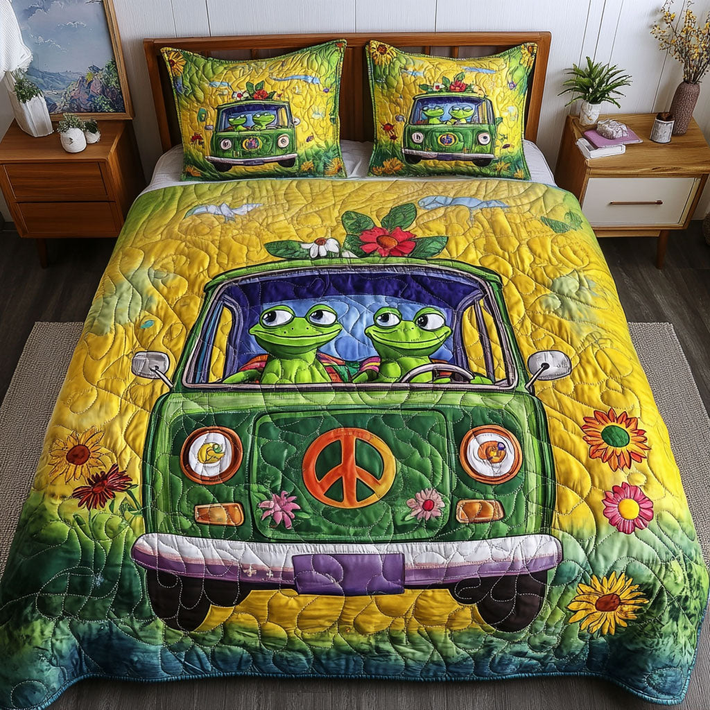 Peaceful Hoppers Quilted Bedding Set Bedroom Decorations Cute Frog Gifts Merchandise