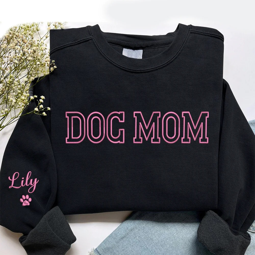 Personalized Dog Mom Sweatshirt Pet Lover Crewneck Paw Print Style Gift for Her