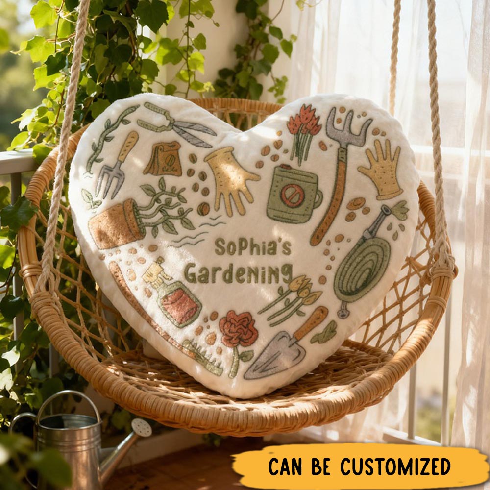 Personalized Heart-shaped Pillow Graphic 3D Print Gardening Items Pillow for Gardening Lovers
