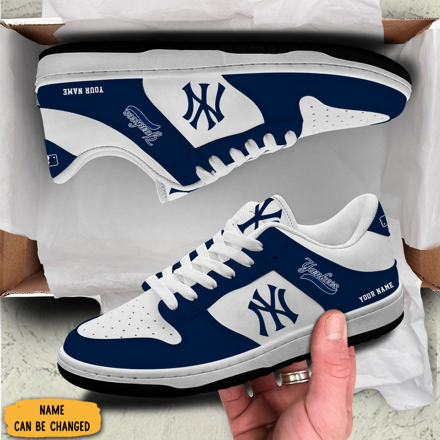 Personalized New York Yankees SB Dunk Low Top Shoes Gift Ideas For Baseball Fans
