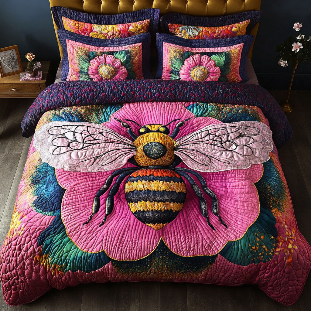 Pink Bloom Buzz Quilted Bedding Set Holiday Duvet Cover Set Bee Items Gifts