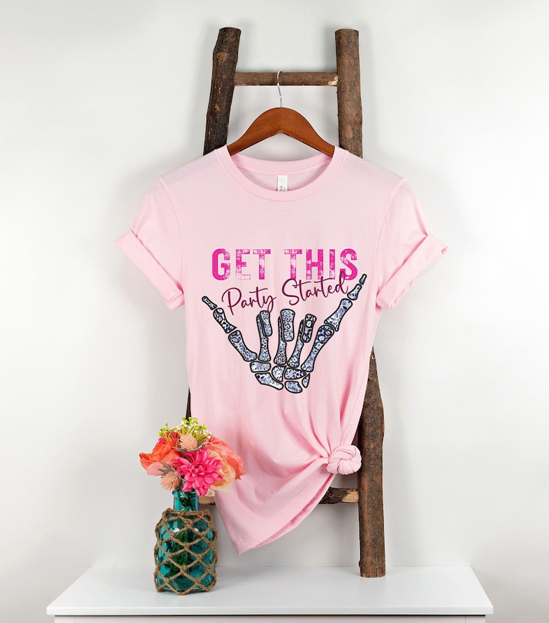 Pink Summer Carnival 2025 Concert T-Shirt Pop Merch Best Gift For Music Fans And Supporters