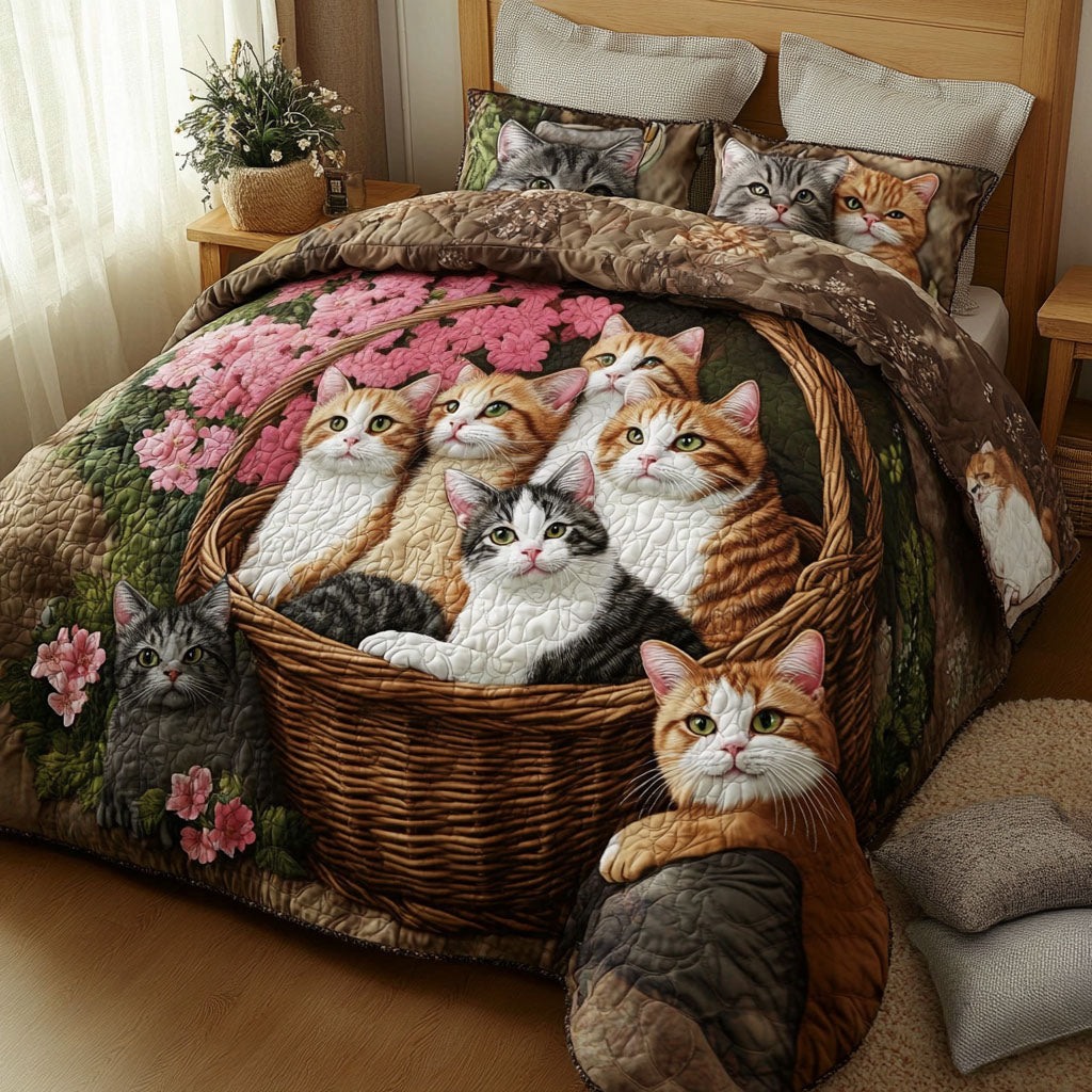 Playful Kittens Quilted Bedding Set Bedroom Decor Ideas Kitty Christmas Gifts