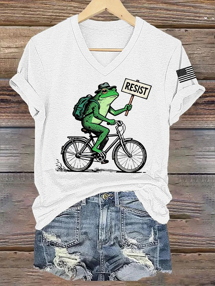Portland Frog Resist V-Neck Shirt Anti Fascist Merch Political Activist Gifts For Her