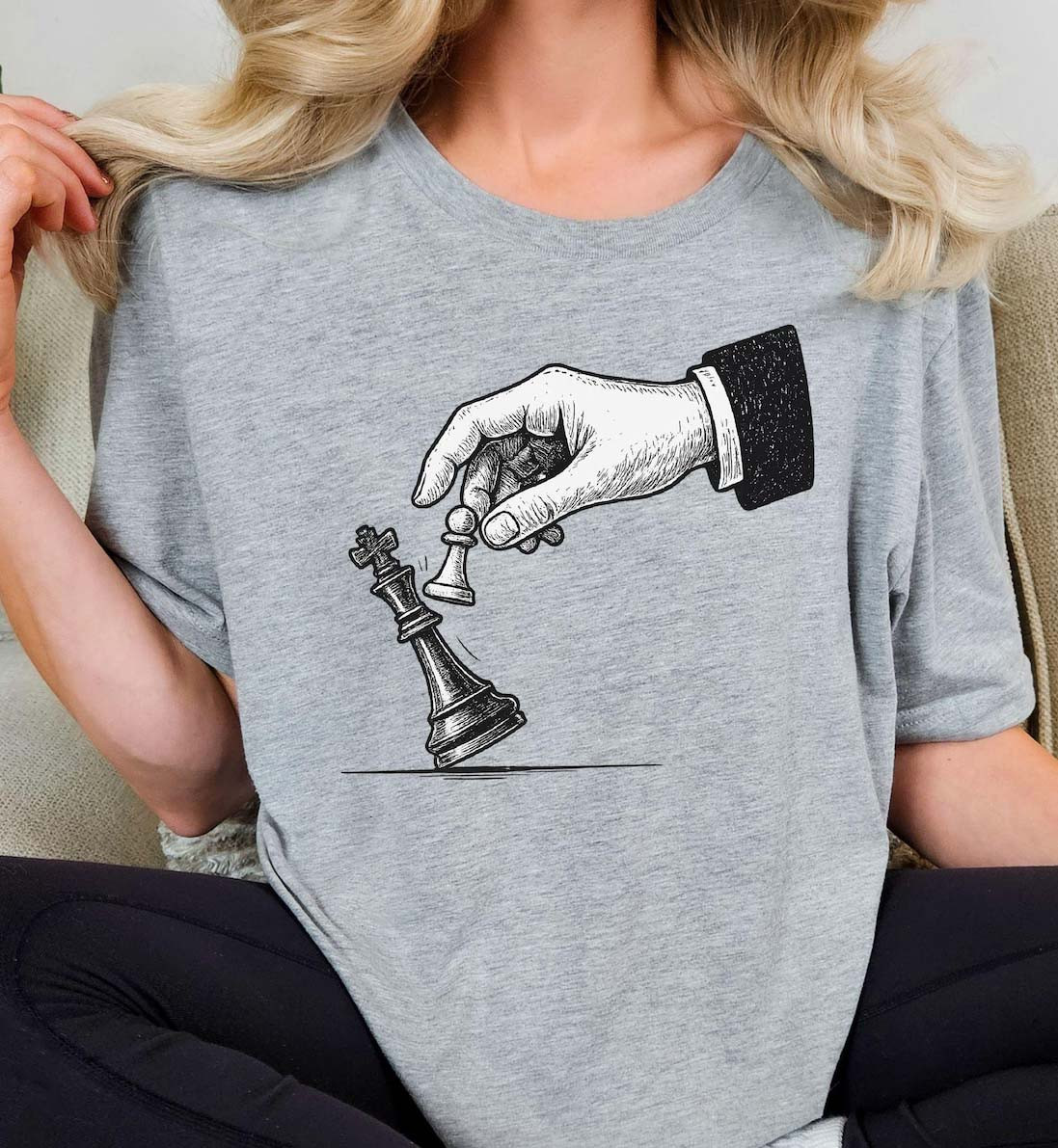 Protest Chess T-Shirt Pawn Knocks Down King Clothing No Kings In America Gift