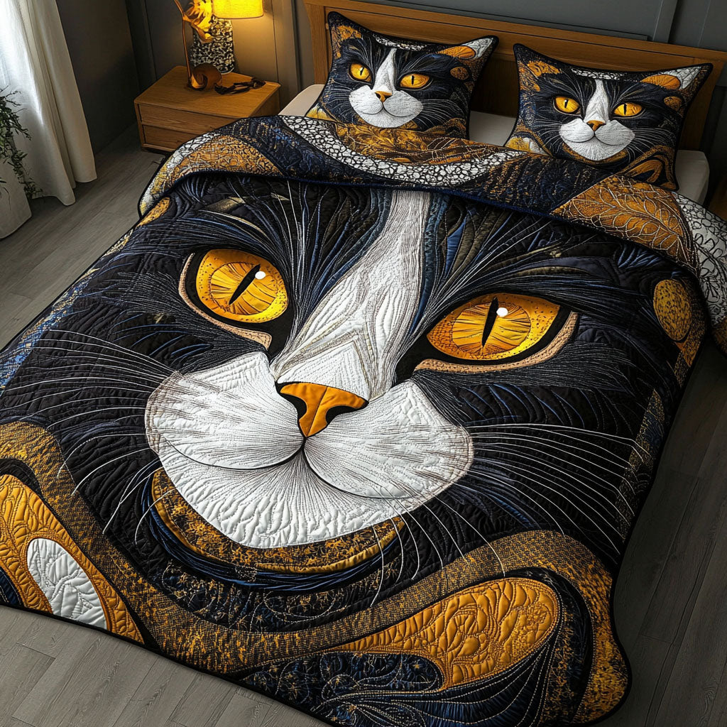 Purrfect Palette Quilted Bedding Set Ultra-Soft Bedding Set for a Hotel-Like Experience