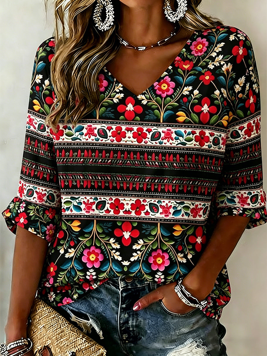 Retro Mexican Cinco De Mayo Art V-Neck Long Sleeve Shirt Cinco De Mayo Parade Merch Gift For Mom