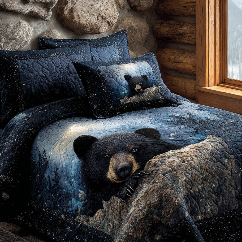 Roaming Black Bear Quilted Bedding Set Holiday Season Duvet Cover Set Presents For Wildlife Lovers