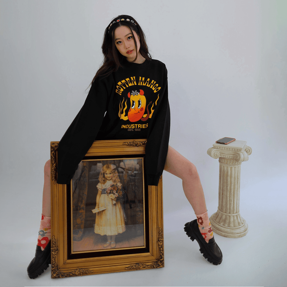 Rotten Mango Merch Stephanie Soo Rotten Mango Fall Black Sweatshirt Gift Idea for Boyfriend