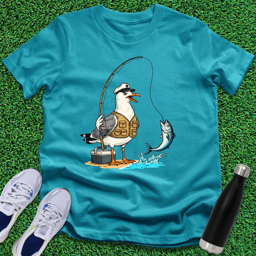 Seagull Big Catches Fish T-Shirt Fishing With Seagull Cartoon Fishing Lovers Merch Gifts