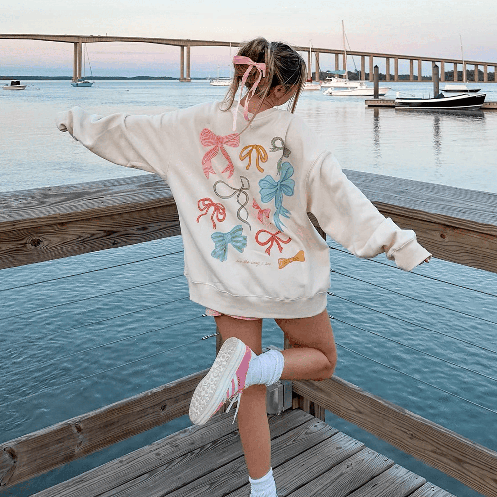 See The Way I See Merch Overthinker Sweatshirt She Will Bow To No One Sweatshirt Women's See The Way I See Merch Overthinker Sweatshirt She Will Bow To No One Sweatshirt Women's