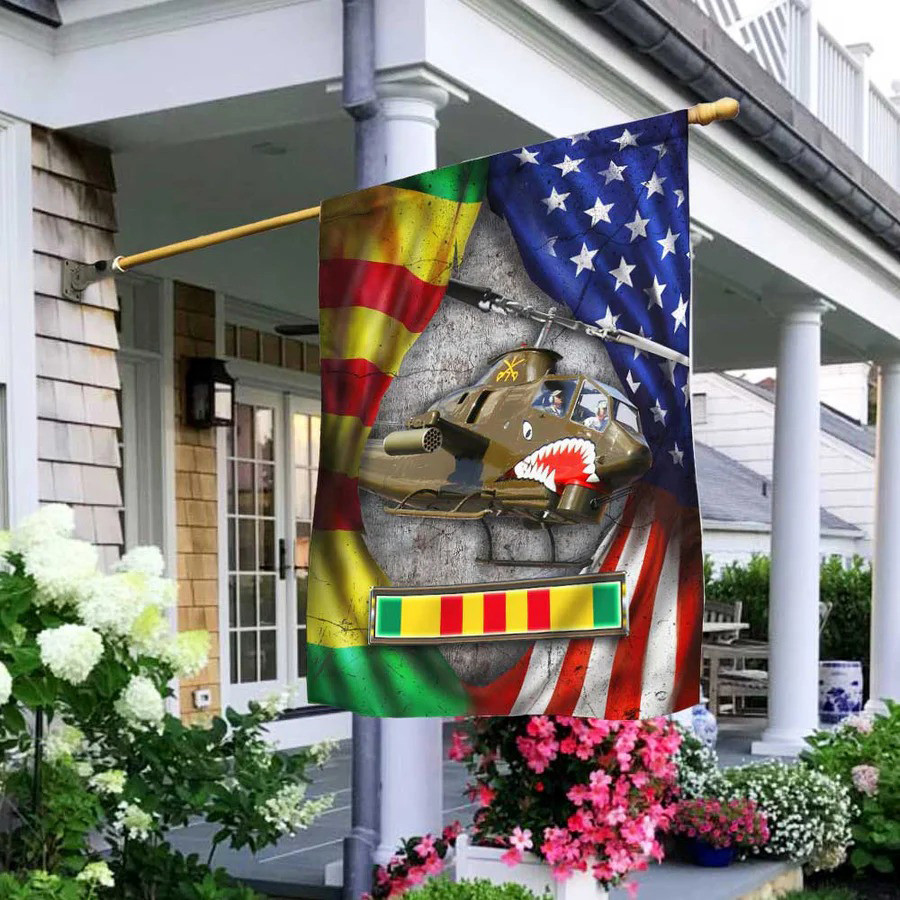 Shark Mouth Helicopter Veteran Flag Vietnam Veteran Lest We Forget House Flag Patriotic Decor