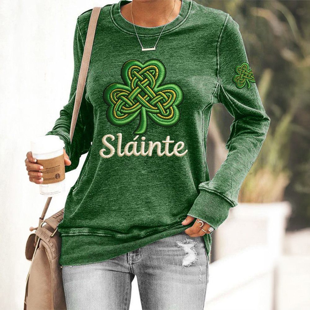 Slainte St Patrick's Day 2026 Sweatshirt Vintage Style Saint Patrick's Day Clothing Gift For Her