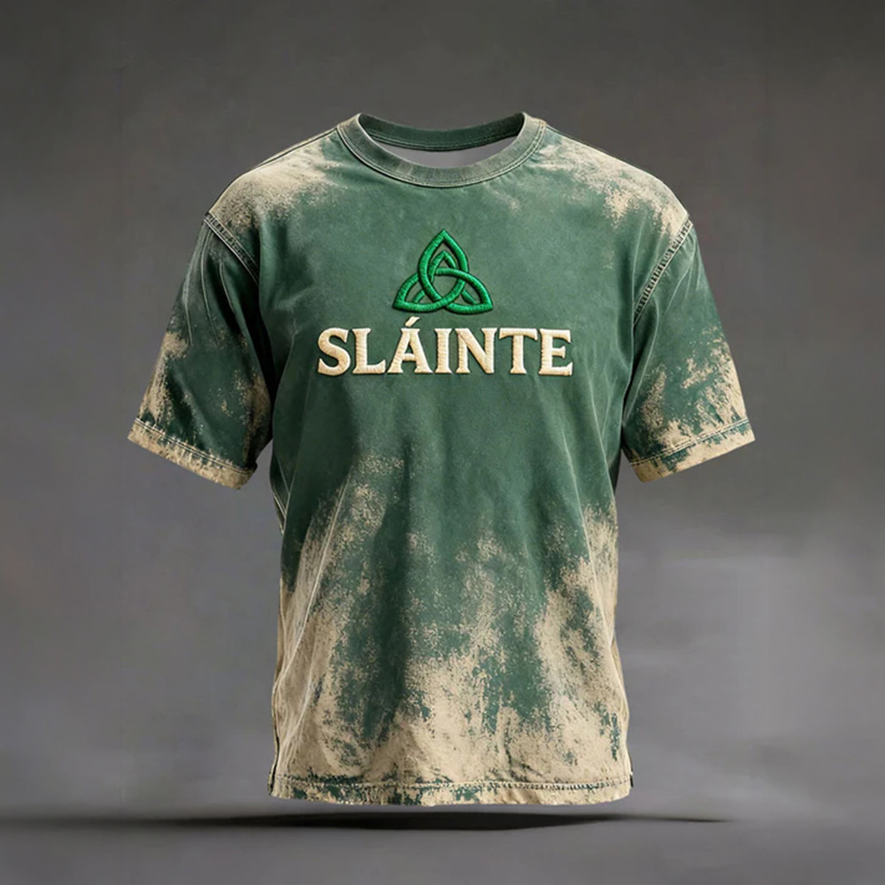 Slainte Trinity Knot Vintage T-Shirt Saint Patrick's Day Outfit St Paddys Day Gift