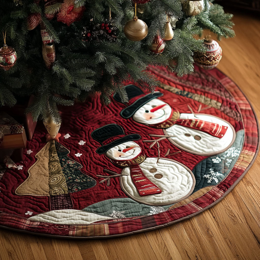 Smiling Snow Couple Christmas Quilted Tree Skirt Xmas Decorations Secret Santa Gifts