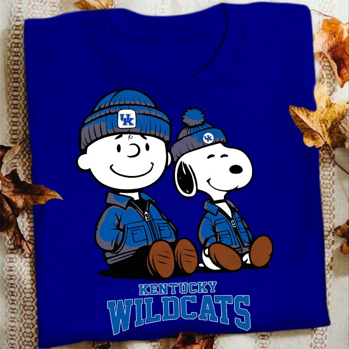 Snoopy And Charlie Brown Kentucky Wildcats T-Shirt Gift Ideas For Basketball Fans