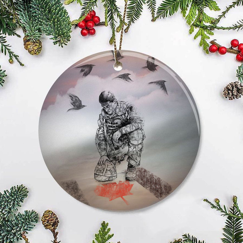 Soldier Kneeling Canada Flag Ornament Honouring Veteran Patriotic Christmas Tree Decorations