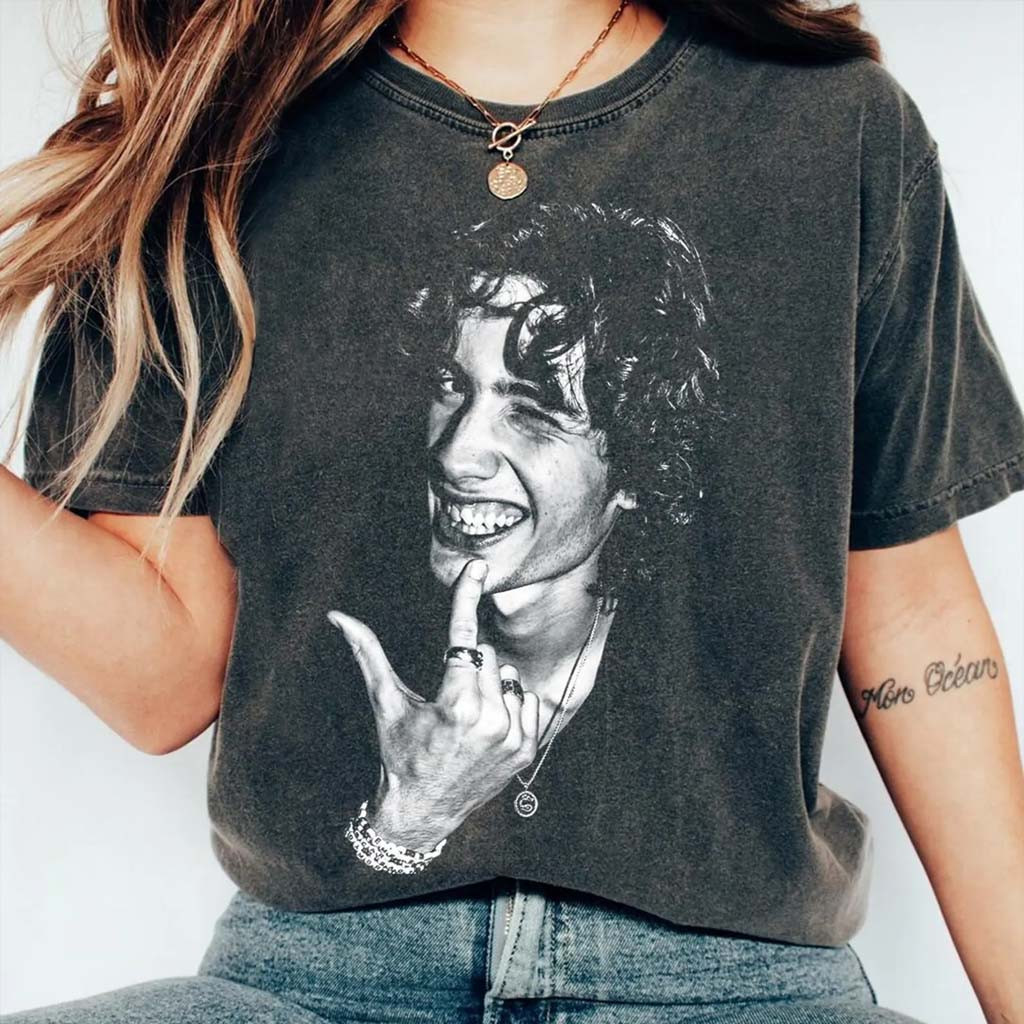 Sombr Merch Sombr World Tour Music Bootleg T-Shirt Gifts For Music Fans