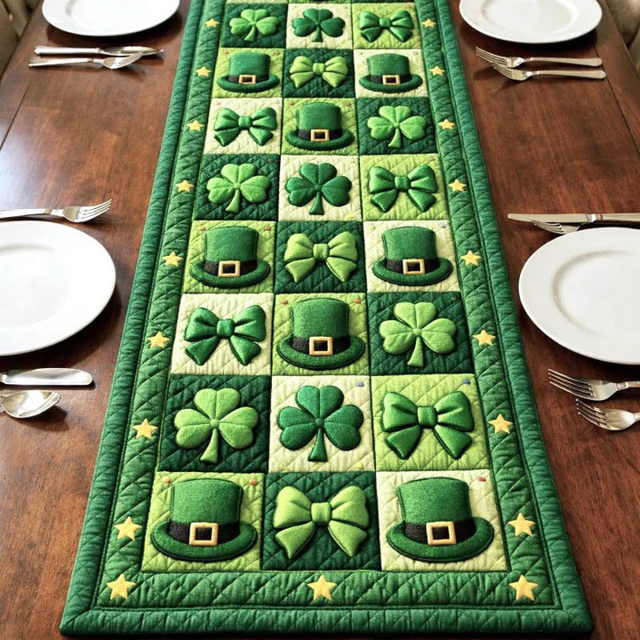 St Patrick's Day Leprechaun Hat Shamrock Quilted Table Runner Irish Lucky Home Decor Best Gift